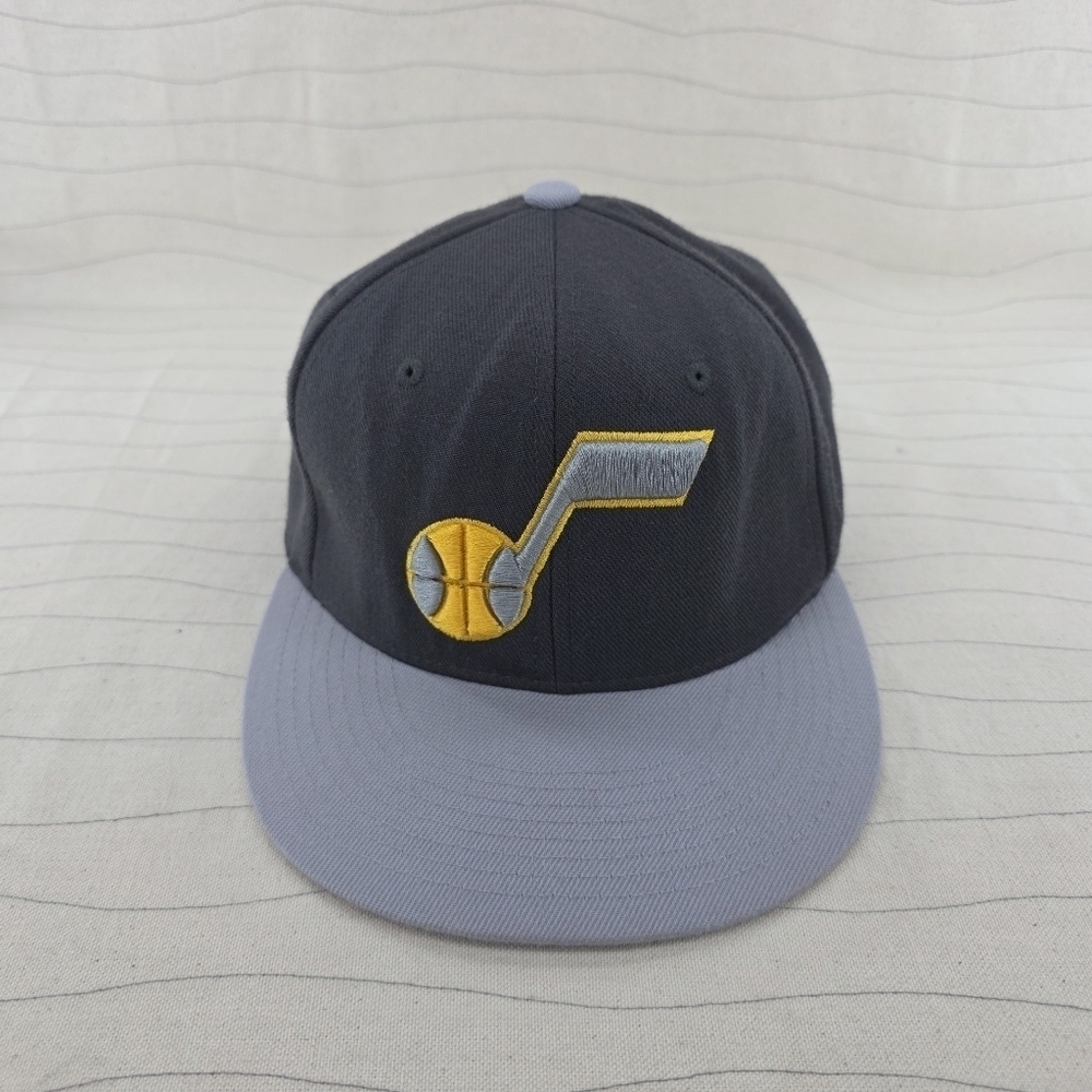 Zephyr Mens Utah Jazz Flat Brim Gray Yellow Hat Cap Size 7 1/4